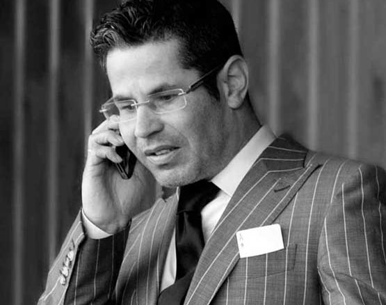 contact opnemen bij de mogelijkheden van goochelaar Michael Divano
